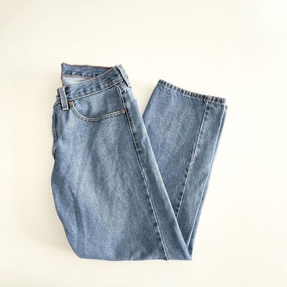 Levi's 505 Men's Zip Fly Straight Leg Classic Denim Jeans Medium Wash Size 34x30 - Picture 1 of 12